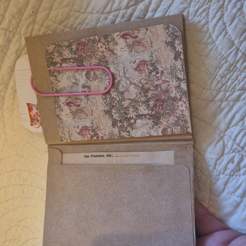 2 Floral Journals with Pink and White Accents - Picture 6 of 9